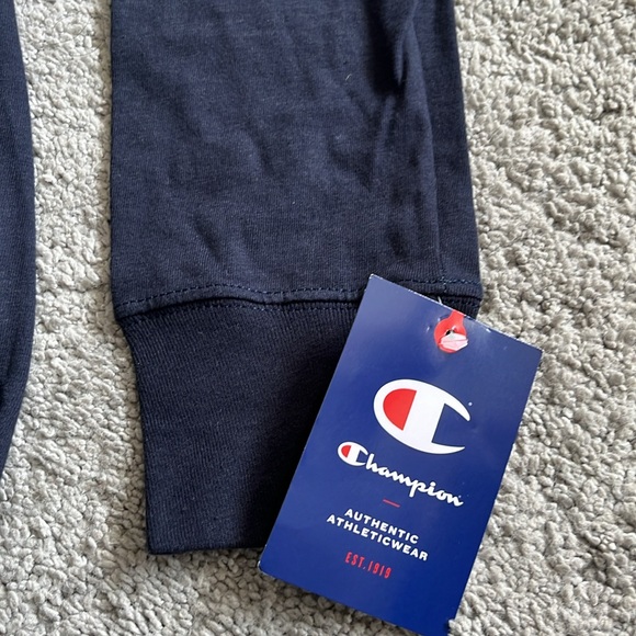 Men’s champion graphic long sleeve tees - Picture 7 of 7